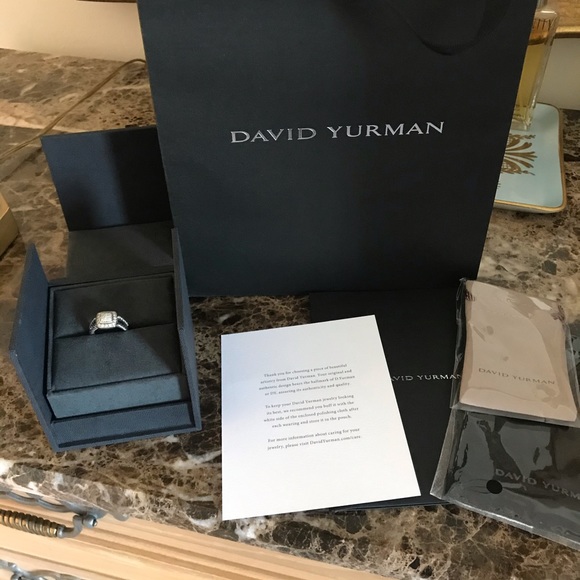 DAVID YURMAN PETITE ALBION DIAMOND RING - Picture 5 of 10